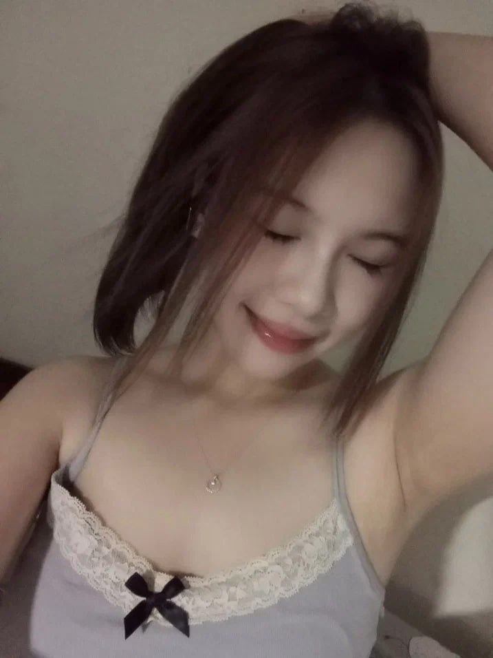 Trưởng môn phái đạo dụ giúp em gái bớt nứng